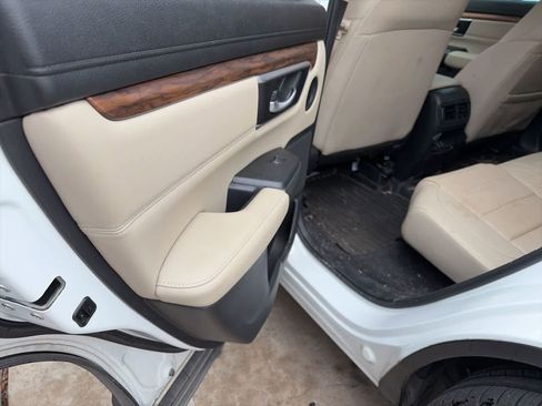 Used 2022 Honda CR-V EX-L image 16