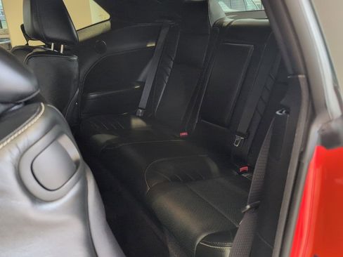 Used 2016 Dodge Challenger SRT Hellcat image 28