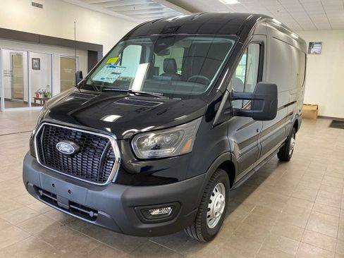 New 2026 Ford Transit 250 MR 148 WB AWD w/ Exterior Upgrade Package image 4