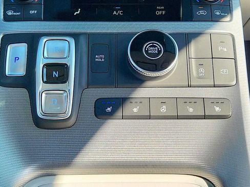 Used 2025 Hyundai Palisade Calligraphy FWD image 21
