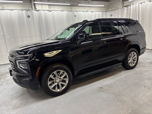 Used 2025 Chevrolet Tahoe RST image 1