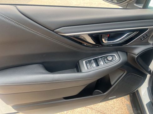 Used 2022 Subaru Outback Limited w/ Popular Package #2 image 8