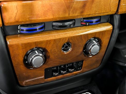 Used 2008 Rolls-Royce Phantom Drophead Coupe RWD image 40