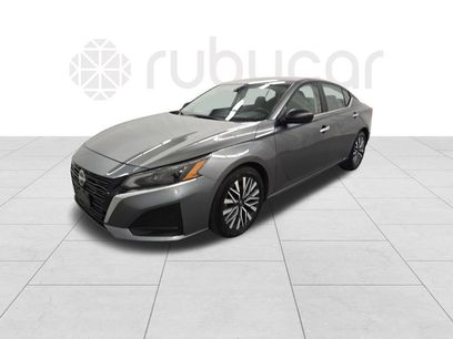 Used 2024 Nissan Altima 2.5 SV