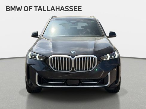 New 2026 BMW X5 xDrive50e w/ Premium Package AWD/4WD image 2