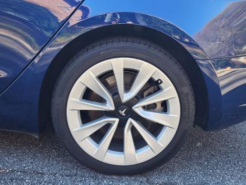 Used 2023 Tesla Model 3 Long Range image 18