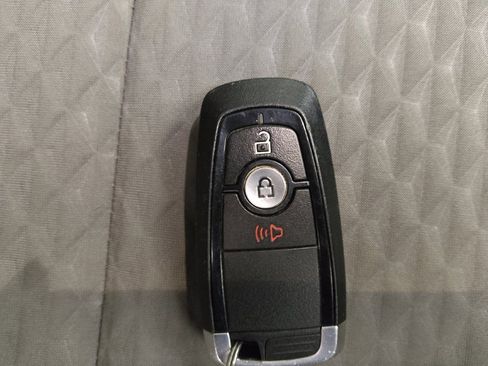 Used 2022 Ford Escape SE AWD/4WD image 32