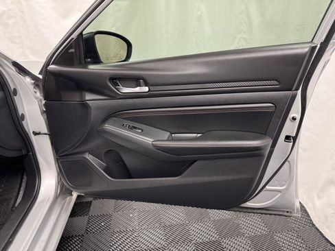 Used 2020 Nissan Altima 2.5 SR image 33