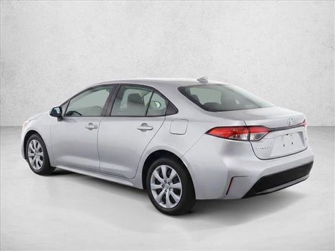 Used 2024 Toyota Corolla LE FWD image 5