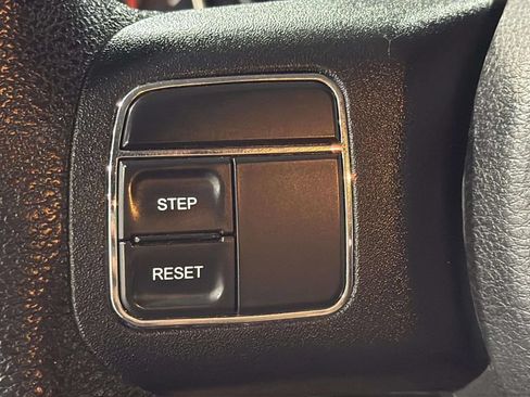 Used 2017 Jeep Wrangler Sport AWD/4WD image 12