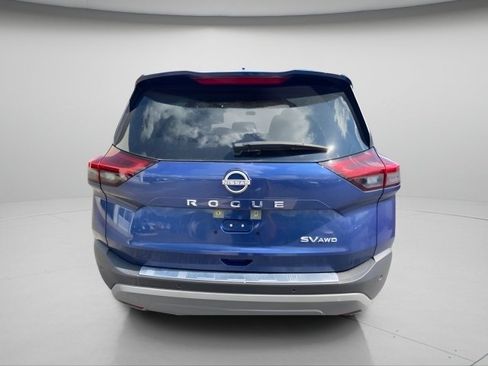 Used 2023 Nissan Rogue SV AWD/4WD image 11