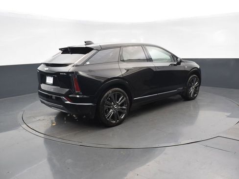 New 2026 Cadillac Optiq Sport 2 image 6