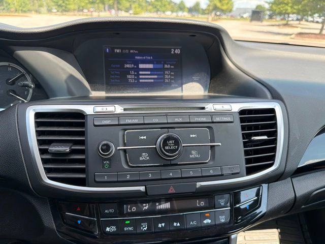 Used 2017 Honda Accord LX image 7