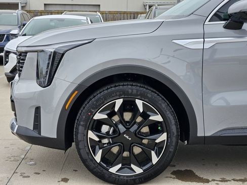 New 2026 Kia Sorento EX FWD image 7