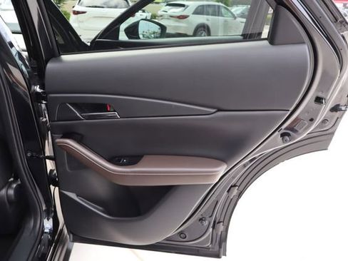 Used 2023 MAZDA CX-30 AWD 2.5 S w/ Premium Package image 28