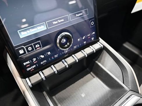 New 2026 GMC Terrain Elevation w/ Elevation Premium Package FWD image 17
