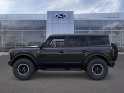 New 2025 Ford Bronco Badlands w/ Sasquatch Package