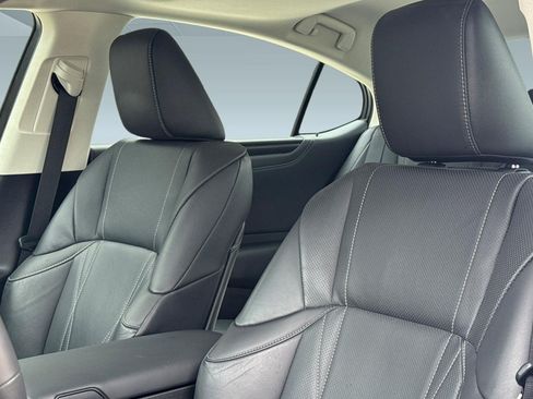 Used 2025 Lexus ES 300h w/ Accessory Package (Z2) FWD image 26