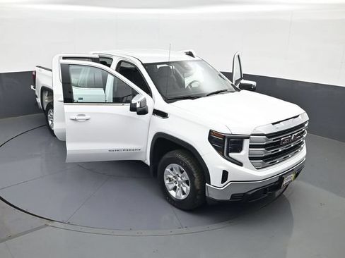 Used 2023 GMC Sierra 1500 SLE AWD/4WD image 34