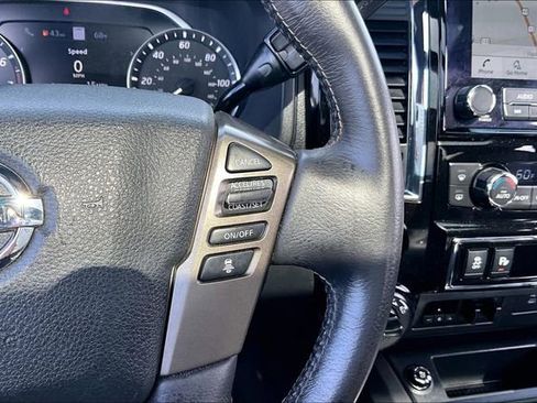 Used 2022 Nissan Titan Platinum Reserve w/ Moonroof Package AWD/4WD image 11