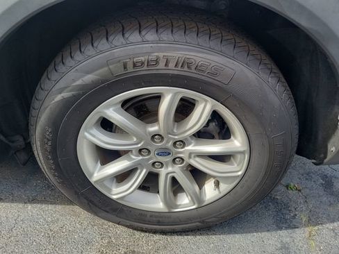 Used 2021 Ford Explorer 2WD image 7