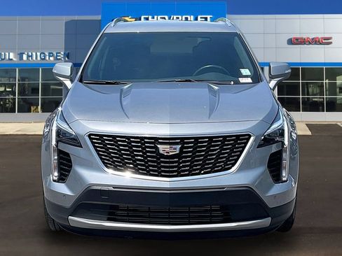 Used 2023 Cadillac XT4 Premium Luxury w/ Cold Weather Package AWD/4WD image 2