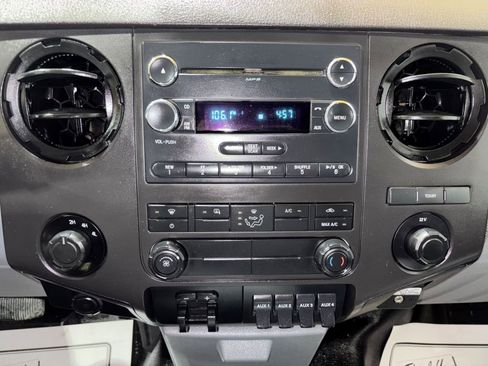 Used 2014 Ford F350 XL w/ Power Equipment Group image 19