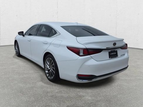 Certified 2024 Lexus ES 300h Ultra Luxury w/ Accessory Package (Z2) FWD image 7