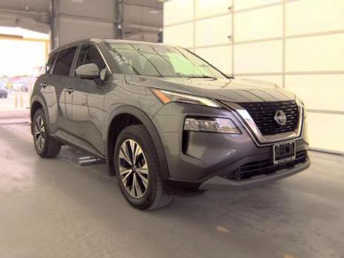 Used 2023 Nissan Rogue SV FWD image 1
