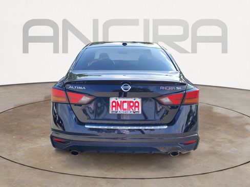 Used 2022 Nissan Altima 2.5 SL FWD image 9
