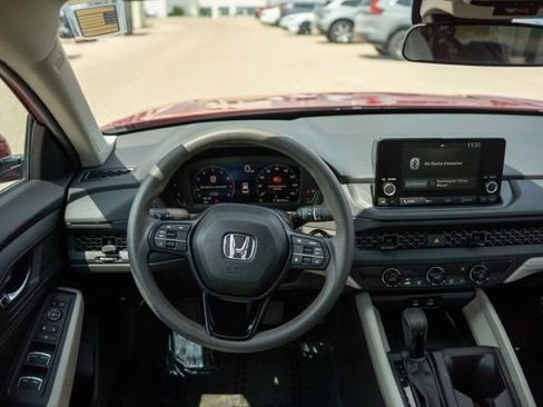 Used 2025 Honda Accord LX image 14