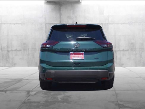 New 2026 Nissan Rogue SV AWD/4WD image 6