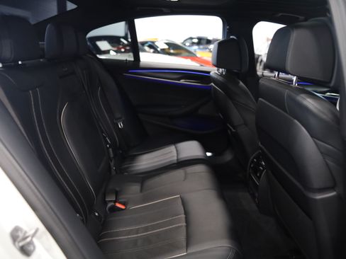Used 2022 BMW M550i xDrive w/ Premium Package AWD/4WD image 41