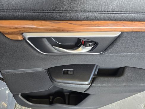 Used 2020 Honda CR-V EX image 16