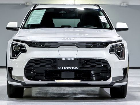 Used 2023 Kia Niro Wind FWD image 6