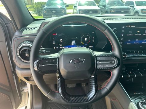 Used 2026 Chevrolet Colorado Z71 AWD/4WD image 20