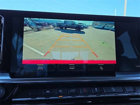 Used 2025 Chevrolet Silverado 1500 LT Trail Boss w/ Convenience Package II image 29