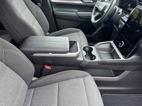 Used 2025 GMC Terrain Elevation AWD/4WD image 16