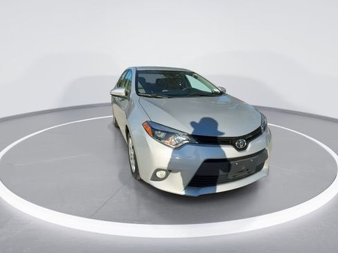 Used 2014 Toyota Corolla LE image 3