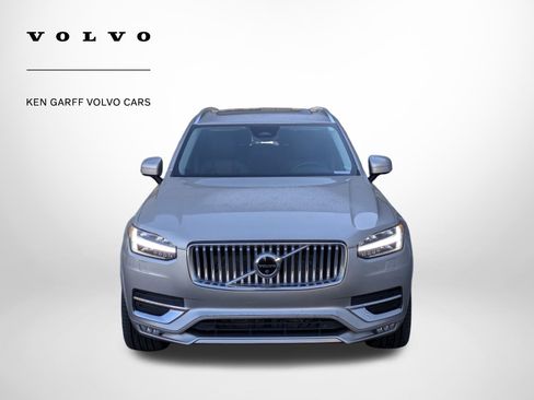 Used 2023 Volvo XC90 B6 Plus w/ Protection Package Premier image 9