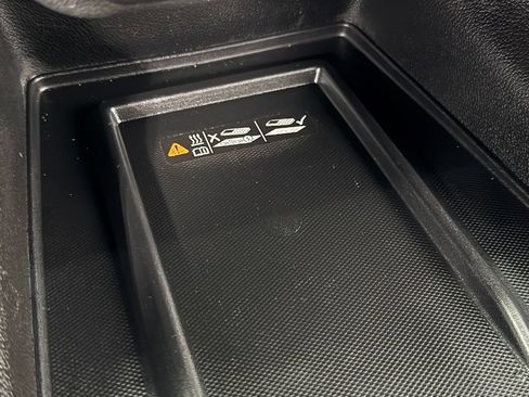 Used 2023 Chevrolet Traverse LT w/ LPO, Floor Liner Package AWD/4WD image 24