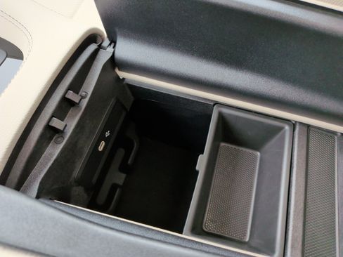 Used 2026 Mercedes-Benz GLS 450 4MATIC image 21