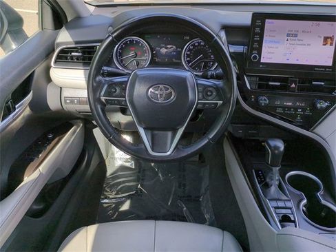 Used 2023 Toyota Camry XLE image 15