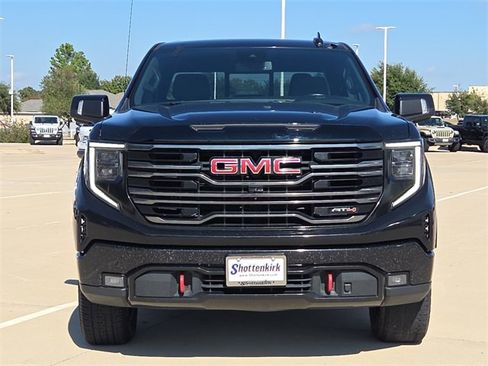 Used 2023 GMC Sierra 1500 AT4 w/ AT4 Preferred Package image 2