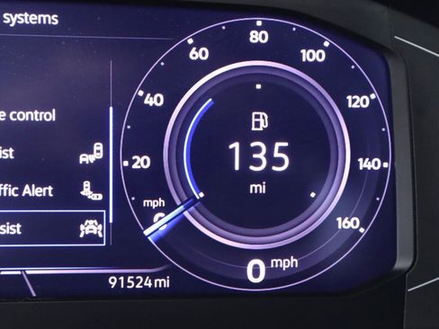 Used 2021 Volkswagen Tiguan SEL w/ 3rd Row Seat Package image 14