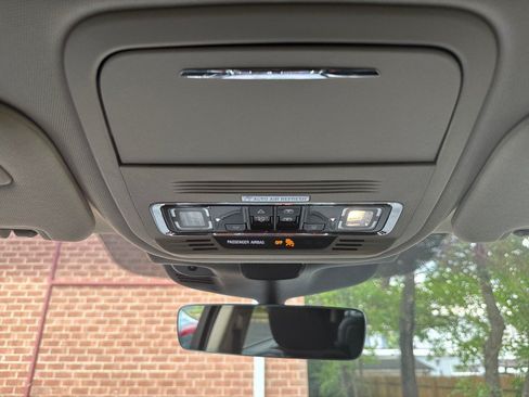 Used 2021 Lincoln Aviator Grand Touring w/ Equipment Group 301A AWD/4WD image 30