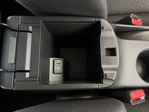 Used 2018 Nissan Sentra SR FWD image 23