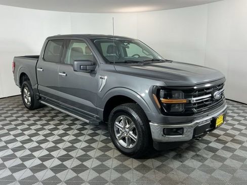 Used 2025 Ford F150 XLT w/ Equipment Group 301A Standard image 13