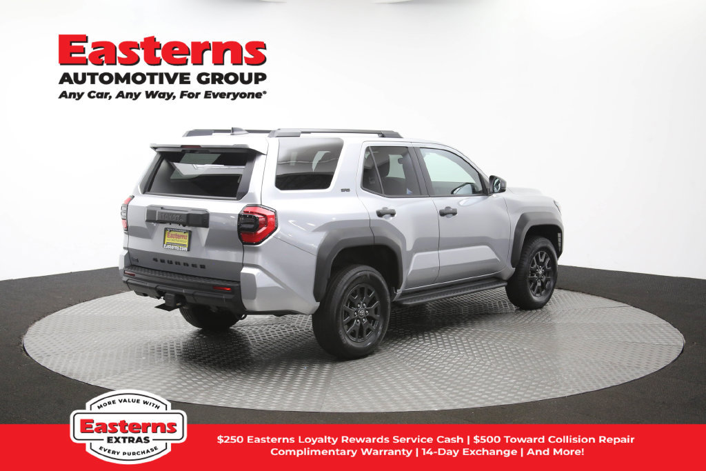 Used 2025 Toyota 4Runner SR5 AWD/4WD image 41