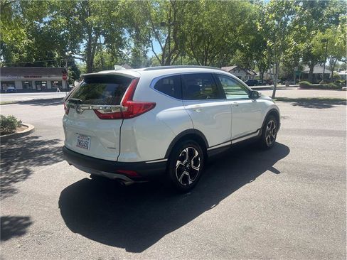 Used 2017 Honda CR-V Touring image 5
